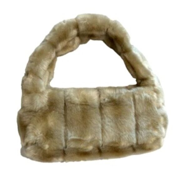 Marei1998 Poppy Plush Handbag in Cream - Picture 1 of 7
